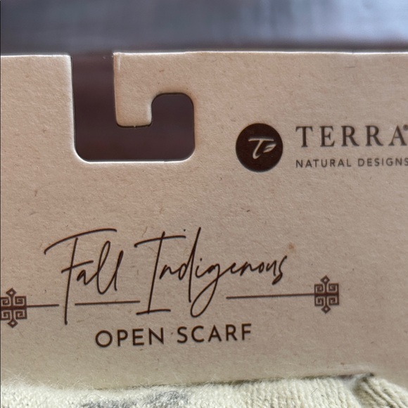 Terra Fall Scarves Collection Beige Aztec Print Open Scarf, NWT - Picture 11 of 14